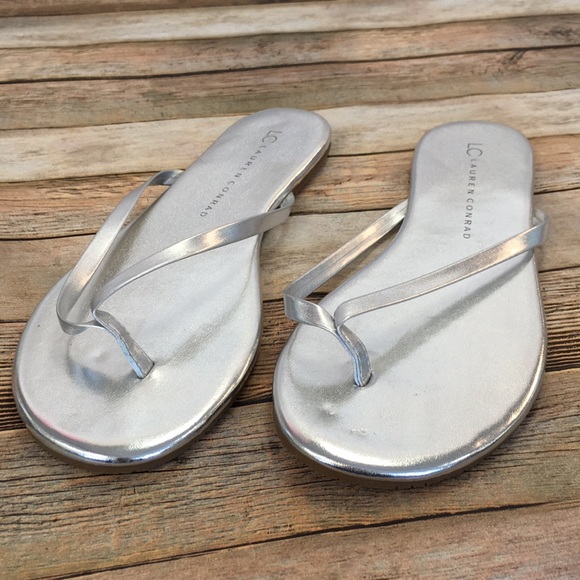 lauren conrad flip flops
